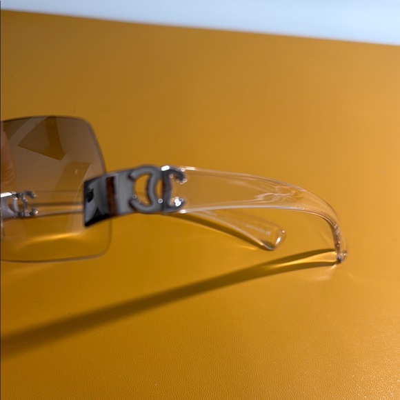 Silver Rimless Sunglasses - Picture 5 of 6